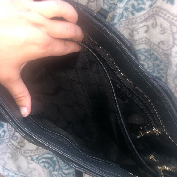 Michael kors tote - Picture 7 of 8